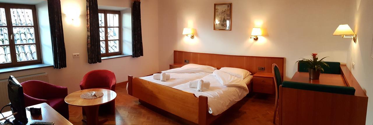 Weisses Roessl Bed and Breakfast Eppan an der Weinstraße Eksteriør billede